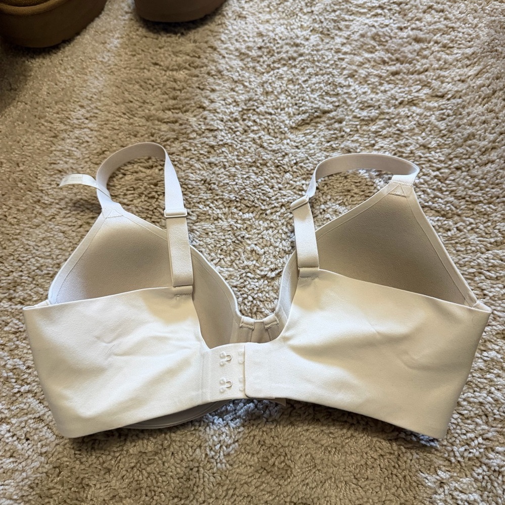Aerie Smoothez Full coverage bra - Picture 2 of 4